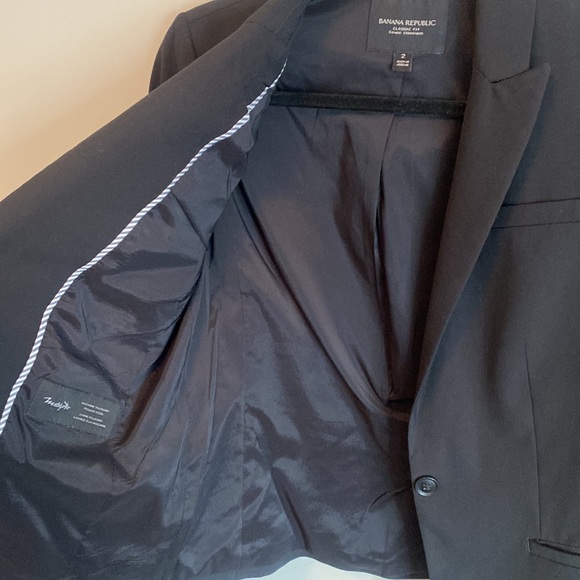Size 2 Banana Republic Blazer - Picture 4 of 6